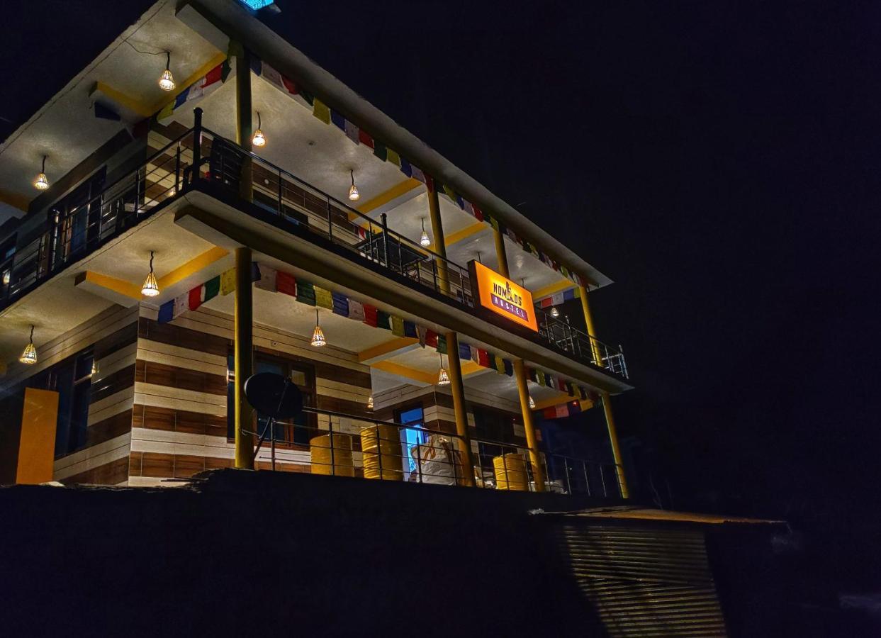 Nomads Hostel Tosh מראה חיצוני תמונה