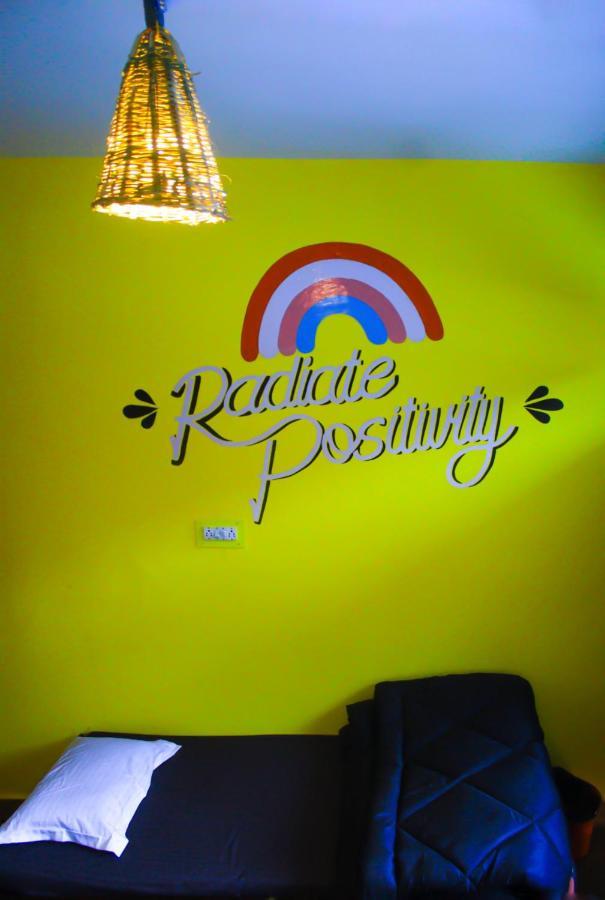 Nomads Hostel Tosh מראה חיצוני תמונה