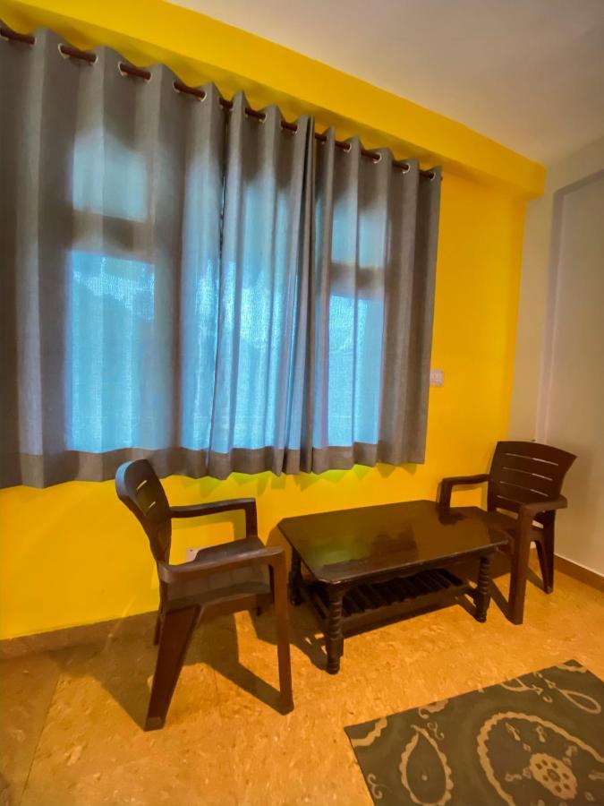 Nomads Hostel Tosh מראה חיצוני תמונה