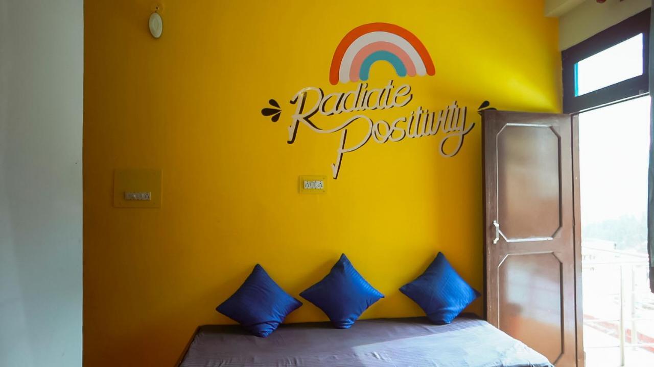 Nomads Hostel Tosh מראה חיצוני תמונה